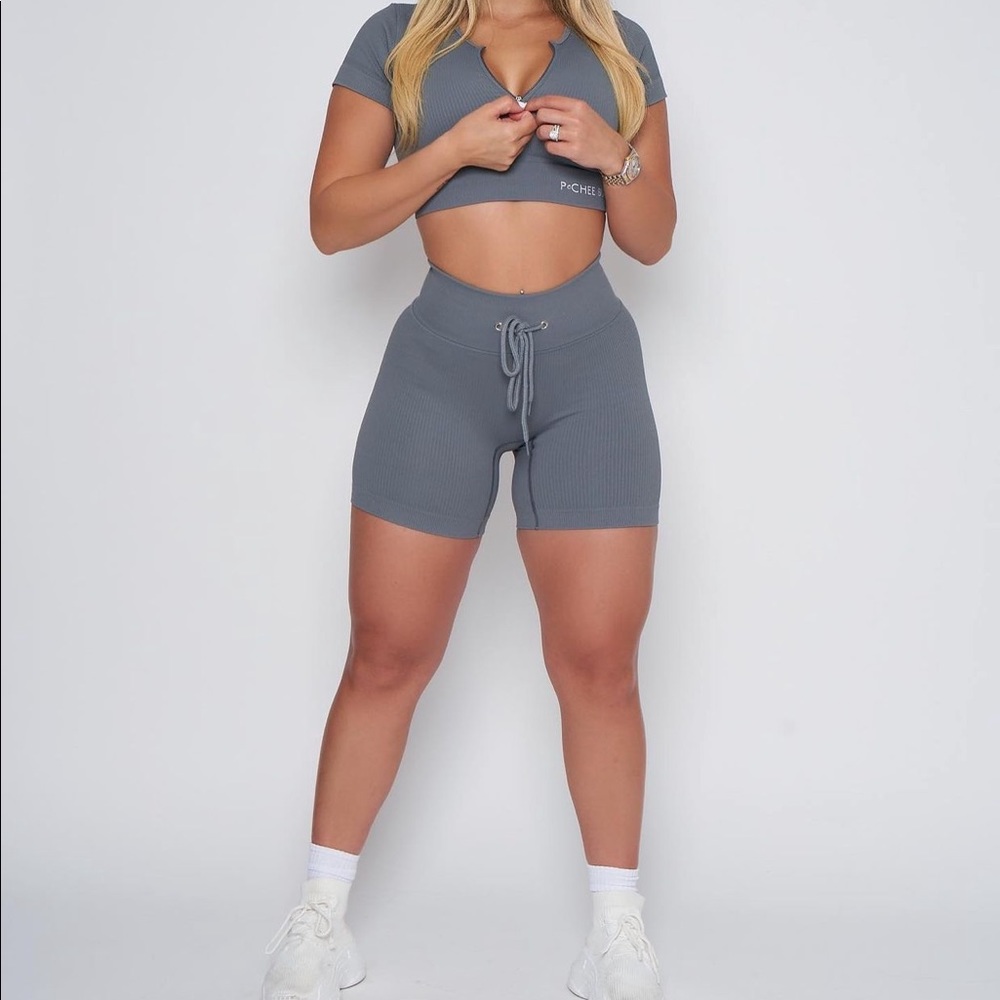 Pcheebum GREY RIBBED CROP TOP AND SHORT SET